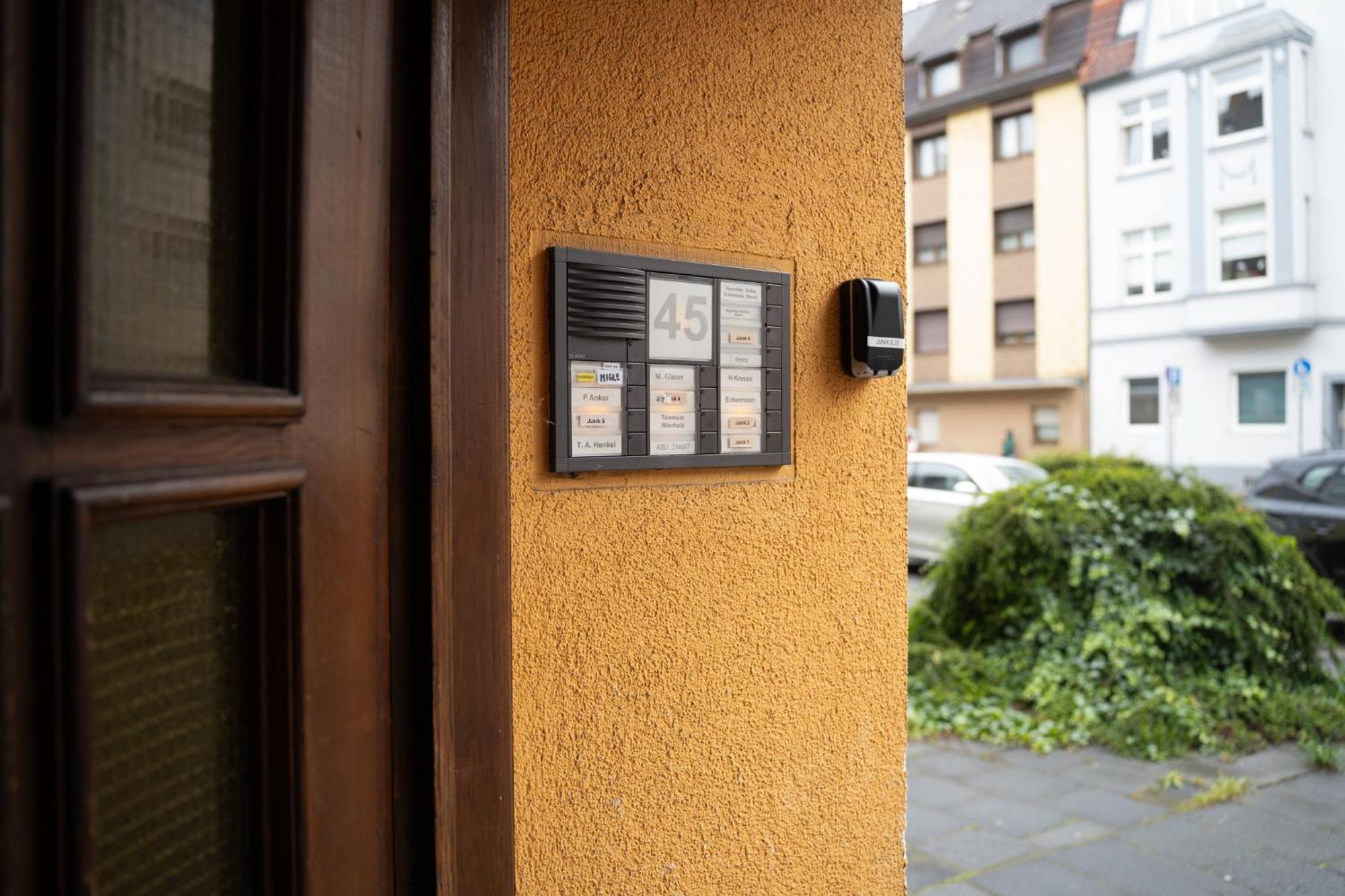 Junik Apartments "Am Sternbuschweg" Duisburg Eksteriør billede