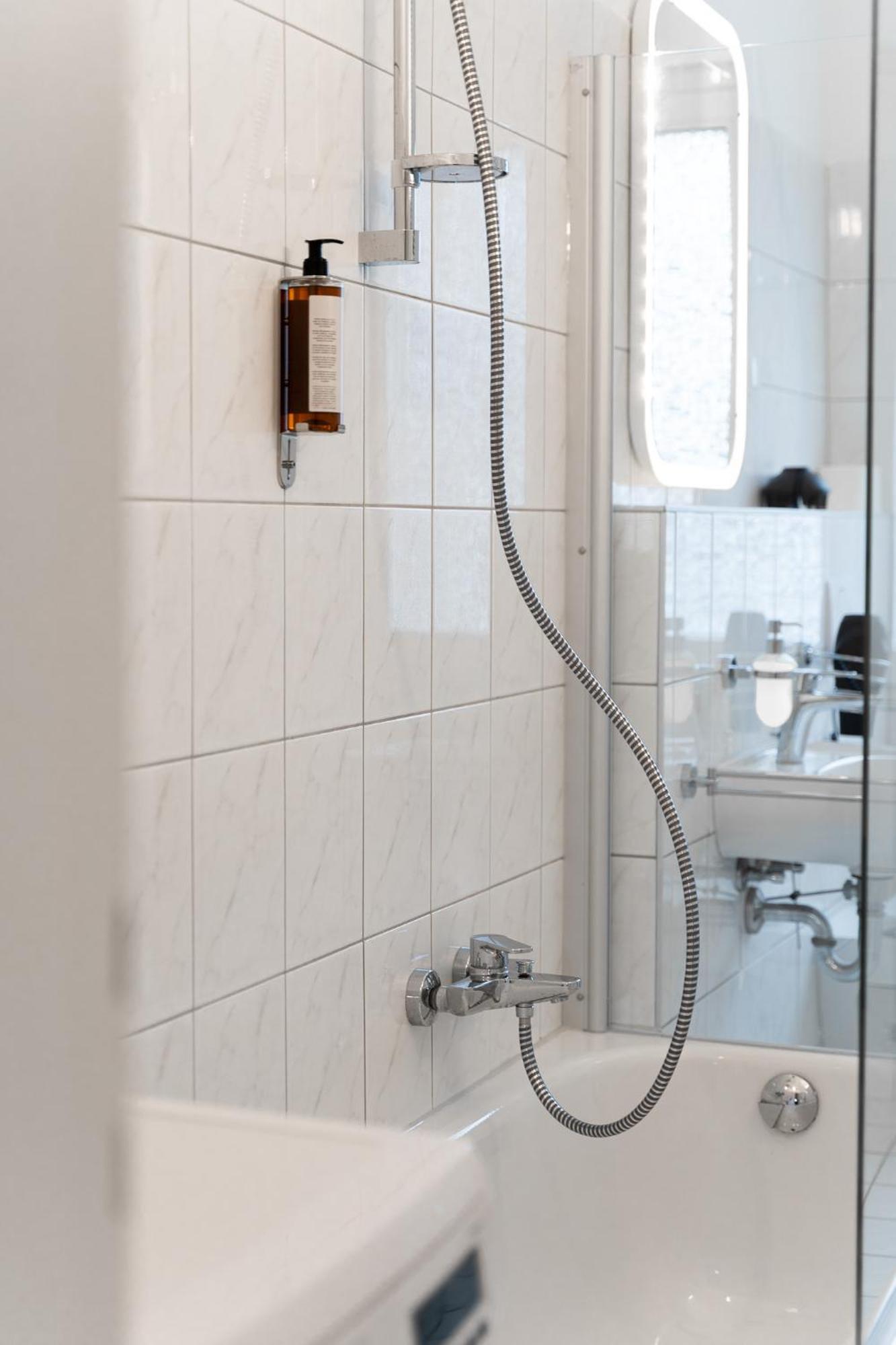Junik Apartments "Am Sternbuschweg" Duisburg Eksteriør billede
