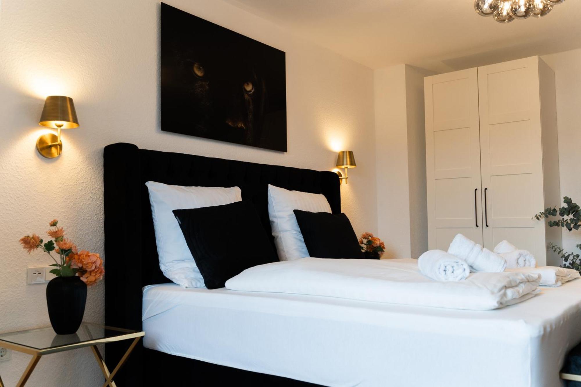 Junik Apartments "Am Sternbuschweg" Duisburg Eksteriør billede